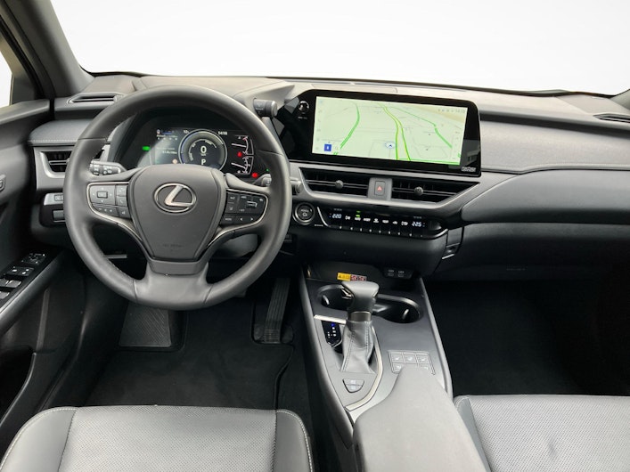immagine del veicolo LEXUS UX