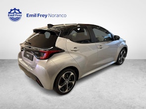 Vehicle image TOYOTA Yaris 1.5 VVT-i HSD Premium