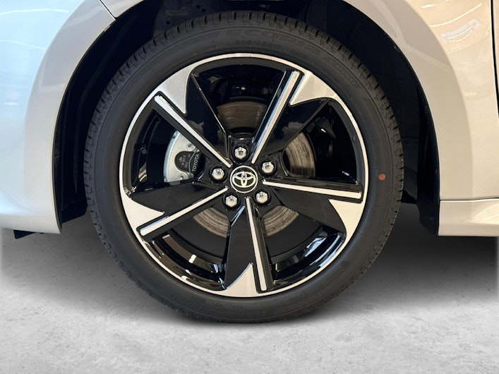 Vehicle image TOYOTA YARIS