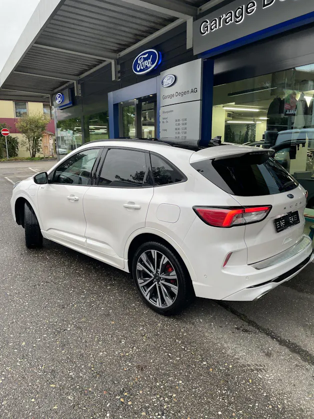 Ford Kuga 2.5 Plug-in Hybrid ST-Line X