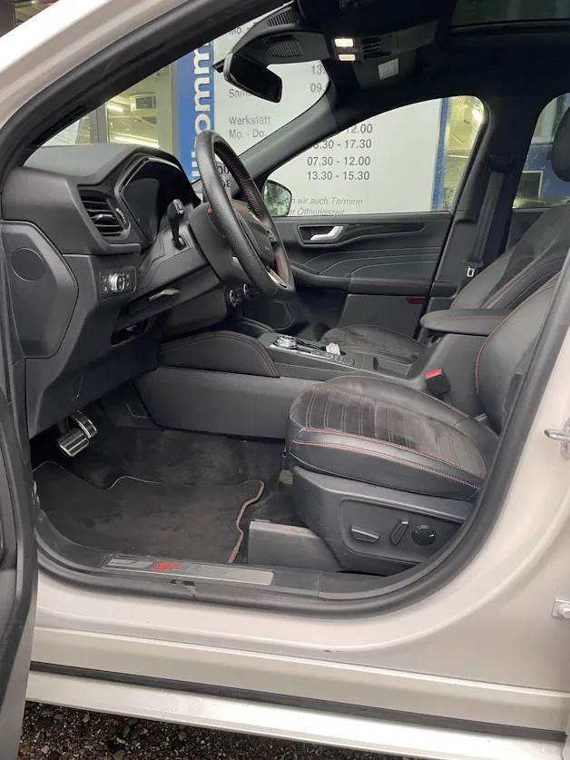 Ford Kuga 2.5 Plug-in Hybrid ST-Line X