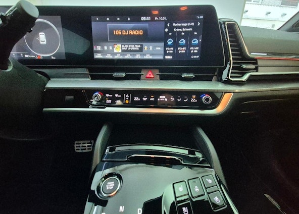 Vehicle image 8 Vehicle image 8