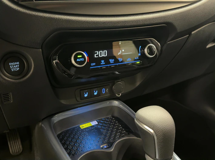 Fahrzeugbild TOYOTA AYGO X