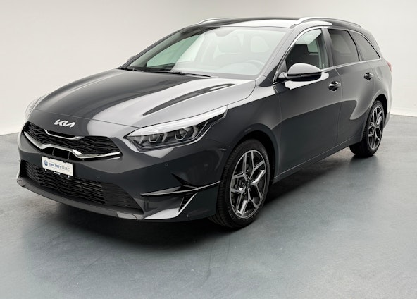 First vehicle image First vehicle image