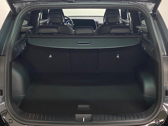 Vehicle image 14 Vehicle image 14