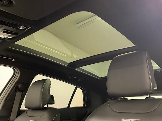 Vehicle image 9 Vehicle image 9