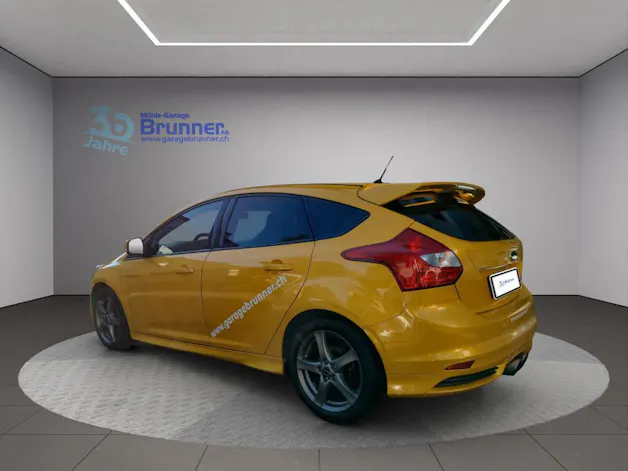Ford Focus 2.0i EcoB SCTi ST-2