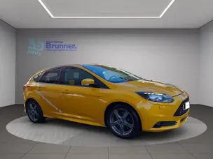 Ford Focus 2.0i EcoB SCTi ST-2
