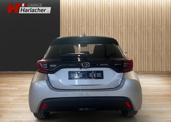 Vehicle image 5 Vehicle image 5