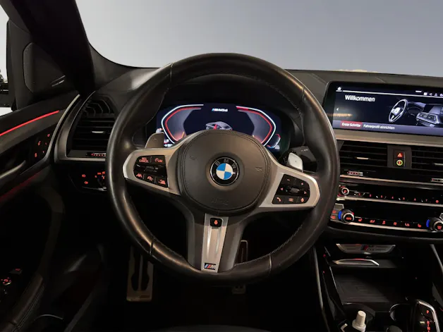 BMW X4 M40d