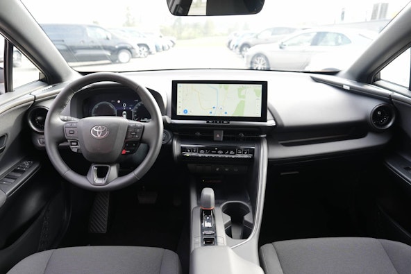 Vehicle image 6