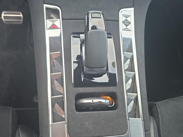 Vehicle image DS AUTOMOBILES DS7