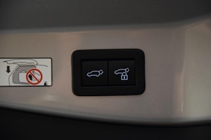 Vehicle image TOYOTA C-HR 2.0 PHEV Style