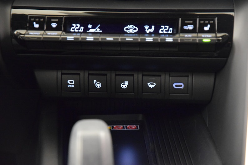 Vehicle image TOYOTA C-HR