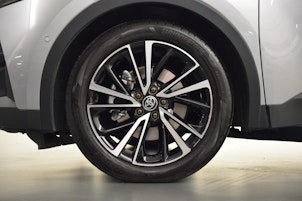 Vehicle image TOYOTA C-HR 2.0 PHEV Style