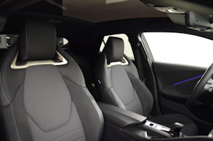 Vehicle image TOYOTA C-HR 2.0 PHEV Style