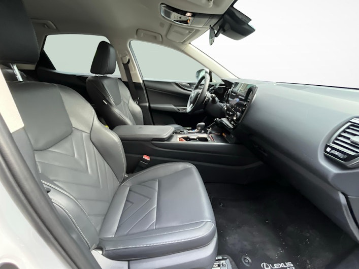 Vehicle image LEXUS NX
