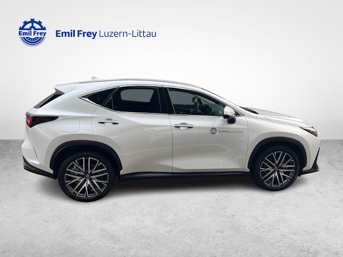 Vehicle image LEXUS NX