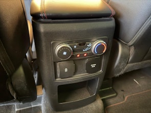 Vehicle image FORD Explorer 3.0 V6 Plug-in Hybrid ST-Line