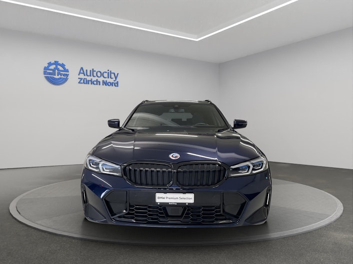 Vehicle image BMW 3 SERIES