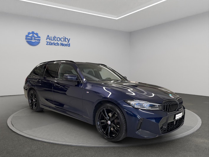 Vehicle image BMW 3 SERIES