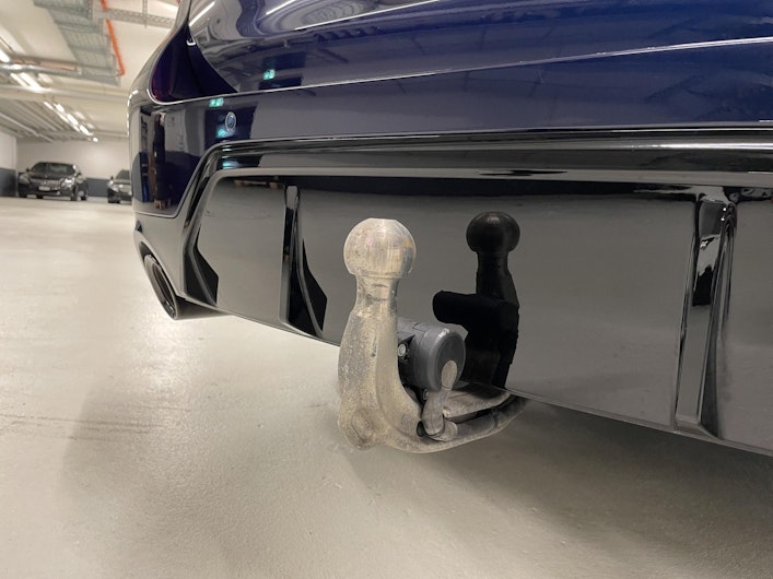 Vehicle image BMW 3 SERIES