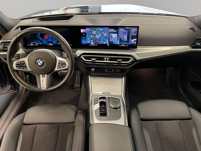 Vehicle image BMW 3 SERIES