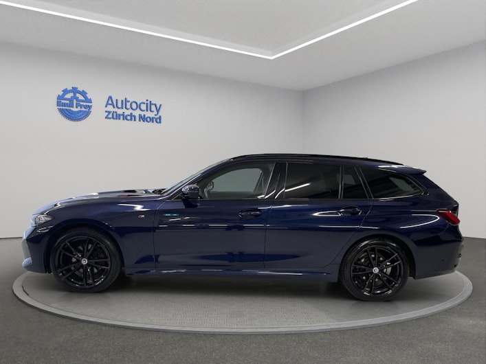 Vehicle image BMW 3 SERIES