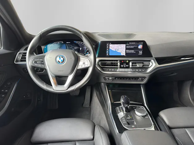 BMW 320e Touring Sport Line Steptronic