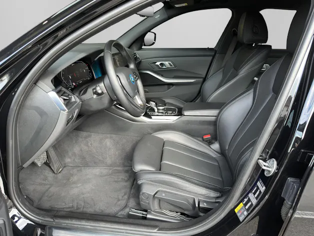 BMW 320e Touring Sport Line Steptronic