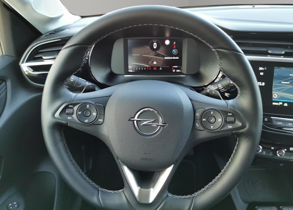 Vehicle image 4 Vehicle image 4