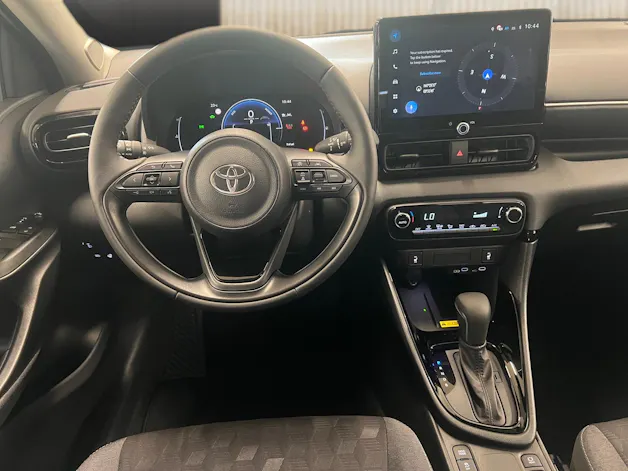 Toyota Yaris 1.5 VVT-i HSD Trend