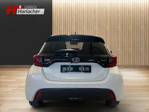 Toyota Yaris 1.5 VVT-i HSD Trend
