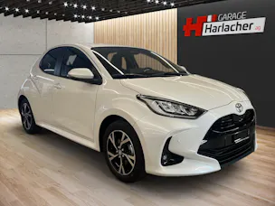 Toyota Yaris 1.5 VVT-i HSD Trend