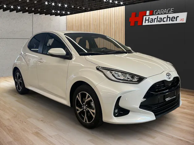 Toyota Yaris 1.5 VVT-i HSD Trend
