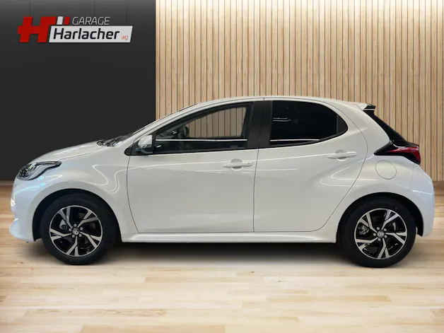 Toyota Yaris 1.5 VVT-i HSD Trend