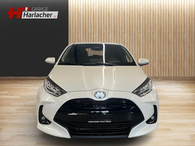 Toyota Yaris 1.5 VVT-i HSD Trend