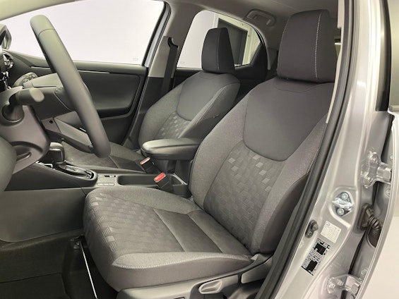 Vehicle image 8 Vehicle image 8