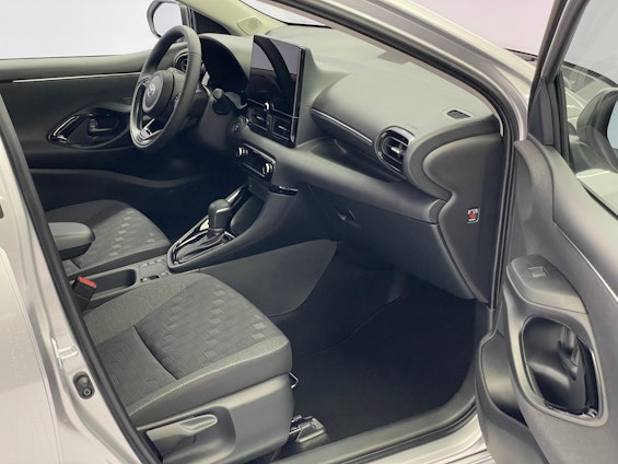 Vehicle image 7 Vehicle image 7