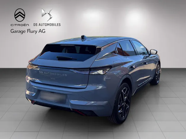 DS Automobiles No4 1.2 Hybrid Pallas
