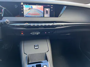 DS Automobiles No4 1.2 Hybrid Pallas