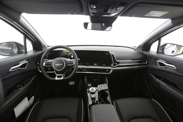 Vehicle image 4 Vehicle image 4