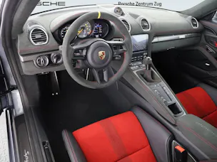Porsche 718 Spyder RS
