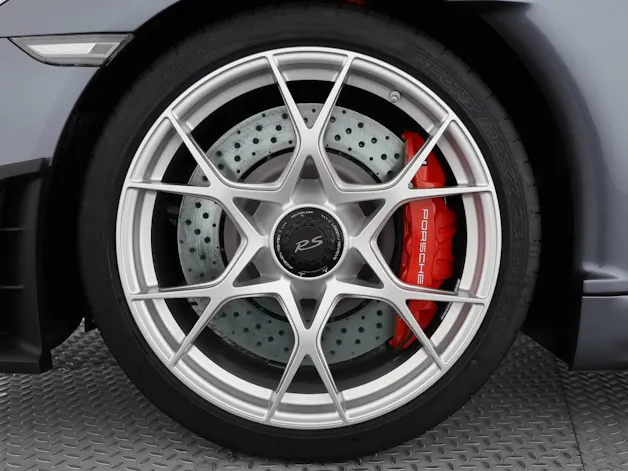Porsche 718 Spyder RS