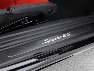 PORSCHE 718 Spyder RS