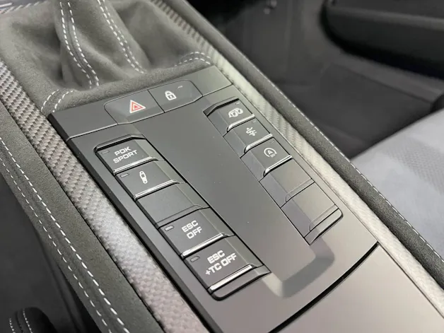 Porsche 718 Spyder RS