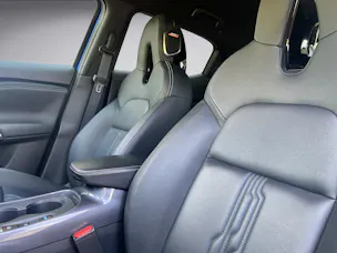 Nissan Juke 1.6 Hybrid Tekna