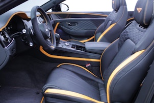 Vehicle image BENTLEY Continental GTC 4.0 V8 Hybrid Speed