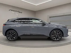 DS Automobiles No4 HYBRIDE 145 e-DCS6 Pallas