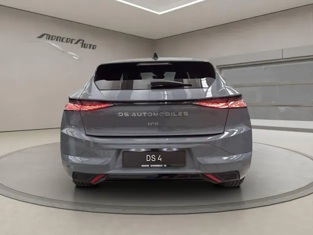 DS Automobiles No4 HYBRIDE 145 e-DCS6 Pallas
